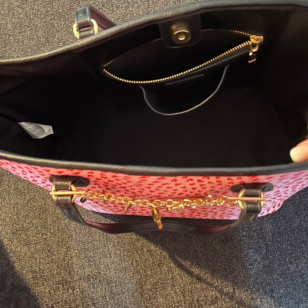Betsey Johnson Large Purse - Picture 3 of 7